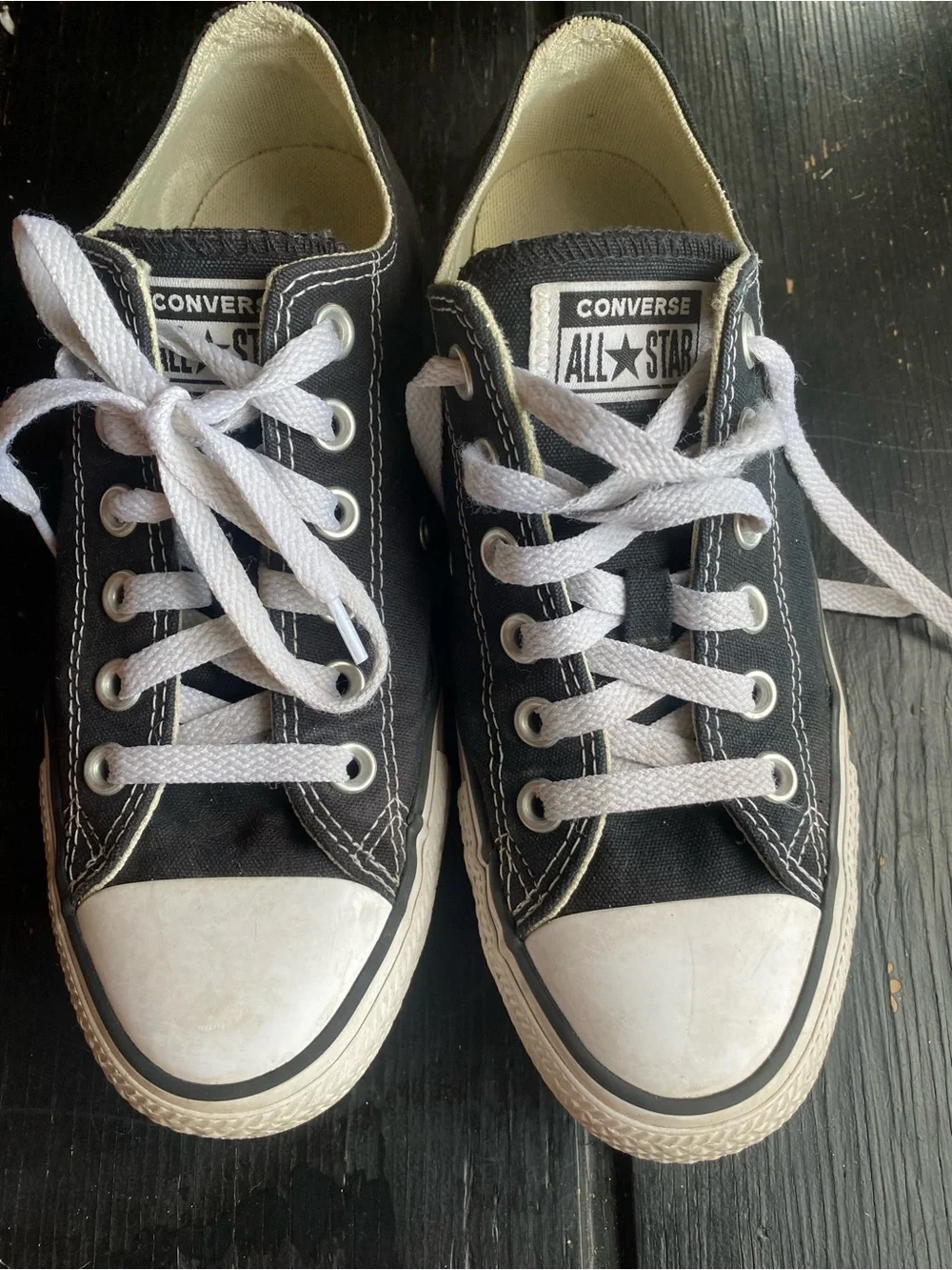 Converse womans Black & White Low Top Sneakers